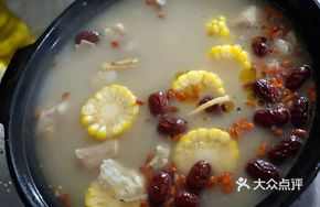 Refreshing Pork Tripe and Chicken Soup