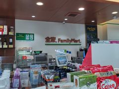 -全家便利店(沪太路三店)