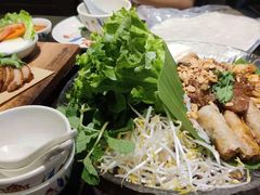 -大头虾越式风味餐厅(光明广场店)