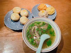 牛肉粉丝汤-鑫震源·苏式大虾生煎(山塘街店)