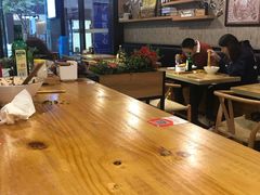 大堂-车沾巷·重庆老味豌杂面