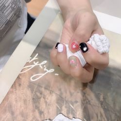 -十月·日式美甲美睫·纹眉
