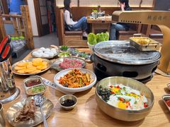 -青瓦餐厅·生鱼片·韩园烤肉(西塔店)