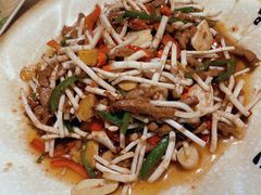 折耳根炒牛肉-张鲫鱼家常菜