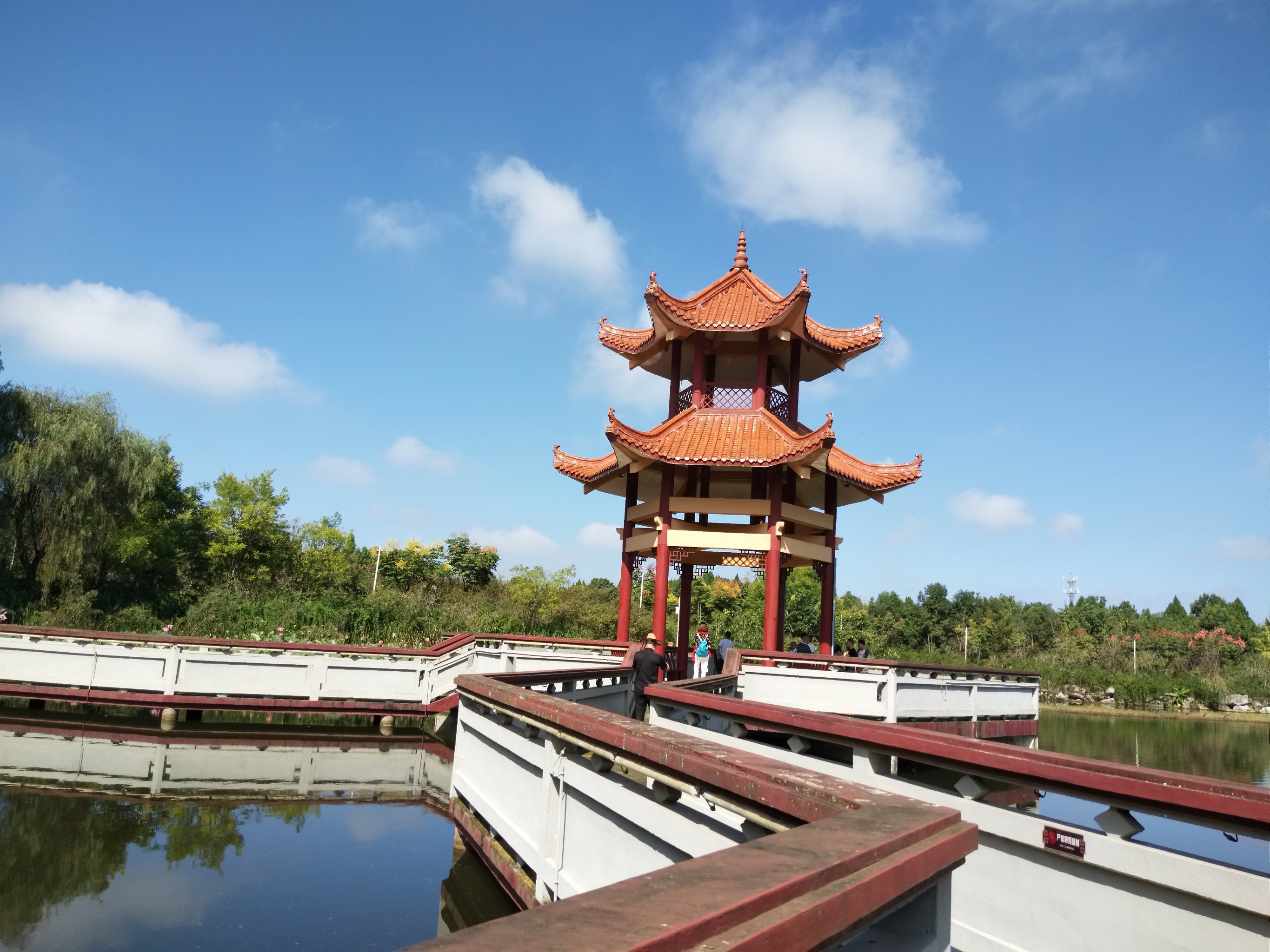 江油青龙湖山庄图片