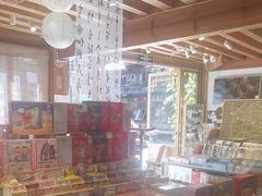 -猫的天空之城概念书店(丽江古城饮玉巷店)