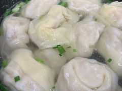三鲜大馄饨-万寿斋(山阴路店)