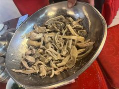 -老石黑山羊毛驴肉火锅(金凯广场店)