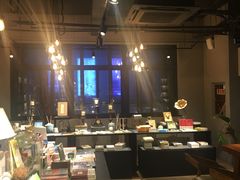 -阅西安新华书店(翠华南路店)