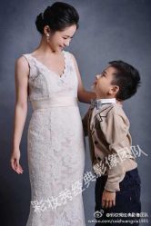 温馨一刻-上海彩妆秀摄影设计有限公司