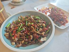 -嘉丰湘菜馆(芳群园店)