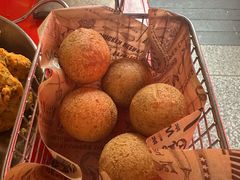 -BHC炸鸡(明洞总店)