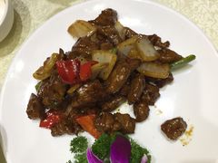 粤式牛柳粒-一品粤珍轩(吴中路店)