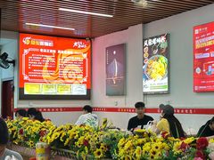 大堂-凤张螺蛳粉·爽口粉(跃进路总店)