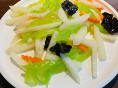 -前海沿·青岛菜(李沧万达店)