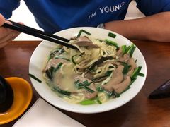 -三百碗宝应长鱼面(板仓街店)