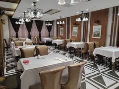 -老人和饭店(淮海中路店)