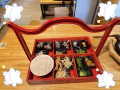 -勺子米线·云南传统小吃市集(四方街店)