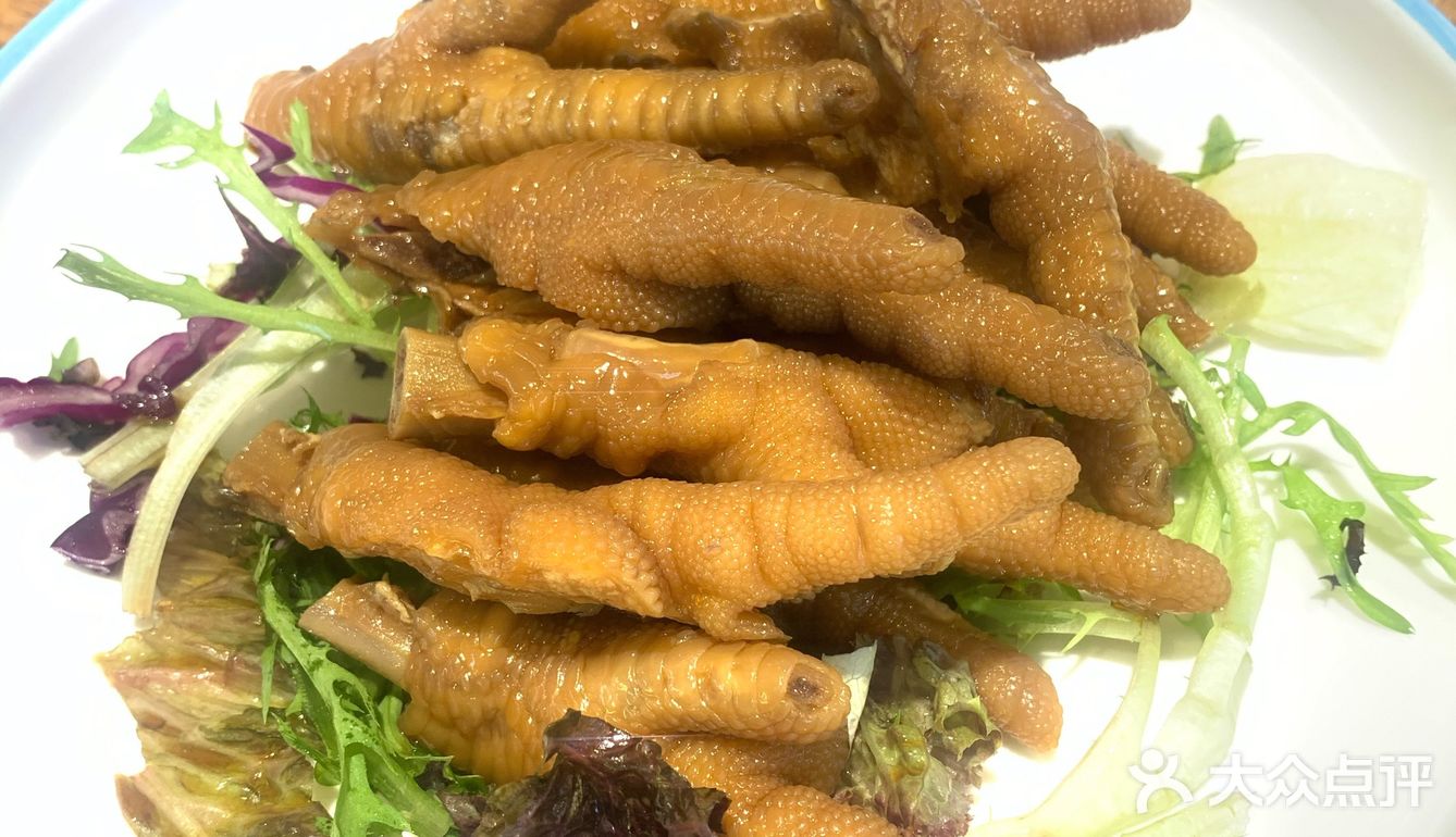 这个夏天,得和龙虾生蚝一起蹦擦擦