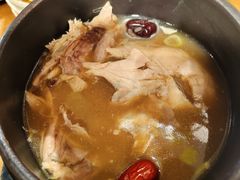 -长寿参鸡汤(朝韩风情街店)