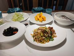 -荷塘秋月·本帮江浙菜(国权路店)