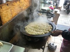 -黄阿姨锅贴大王(万航渡路店)