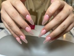 -梵莎美甲美睫