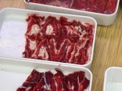 -杨老板·海鲜集市火锅·鲜切牛肉(中防万宝店)