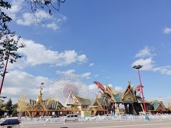 -七彩云南欢乐世界