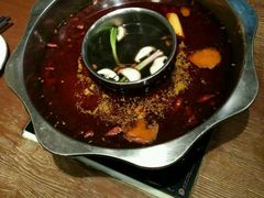 -小天鹅火锅·一线江景洪鼎旗舰店(洪崖洞店)