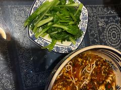 -蜗牛小馆醉乡民谣云南菜(惠新西里店)