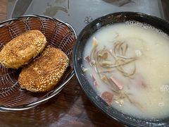 -万红路羊汤烧饼店(将台路店)