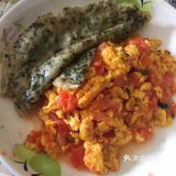 好吃的鸡蛋韭菜饼，每次煎都是不一样的感觉[呲牙]