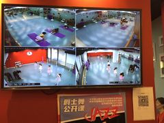 -舞霖精灵国际舞蹈教育中心(华创生活广场店)