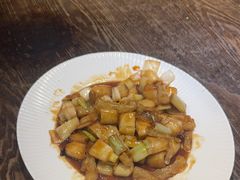 -魁盛居百年鲁菜馆(县西巷店)