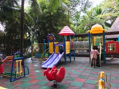 -三亚湾海居铂尔曼度假酒店