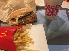 -麦当劳(花城大道华穗路店)