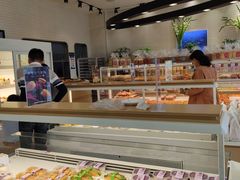 面包甜点陈列柜-甜星Star·生日蛋糕(百盛店)