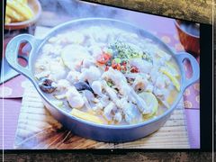 -神府路壹号·海鲜烧烤·砂锅粥·锅物(三坊七巷店)