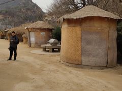 -梁家河村红色旅游区