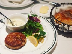 招牌蟹肉饼-Wolfgang’s Steakhouse 沃夫冈牛排馆(上海白玉兰广场店)