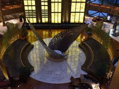 -上海滴水湖皇冠假日酒店