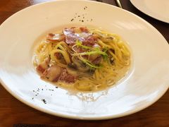 奶油腌肉蘑菇面-LUCCA卢卡西班牙海鲜饭(远洋广场店)
