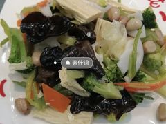 -屯老二农家铁锅炖·行业领军者(梅江店)