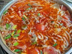 -黄利砖万峰林布依特色酸笋牛肉馆