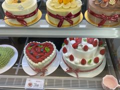 -花花卷卷·鲜食蛋糕(静安久光百货店)