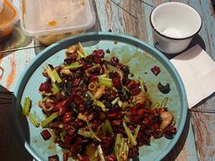 -六福烧烤酒馆(秦隆步行街店)