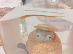 奥利奥泡芙-Fridi Patisserie Cafe