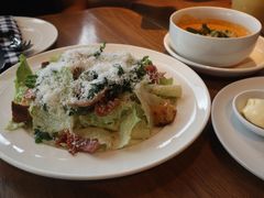 -ROAST coffee & eatery