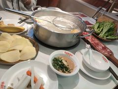 -花田里捞牛火锅(天润店)